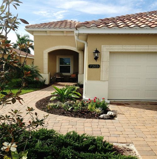 7203 Vista Bella Dr, BRADENTON, FL, 34209-2383 | Card Image