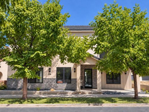 4216 W Hampshire Rd, Hurricane, UT, 84737-1282 | Card Image