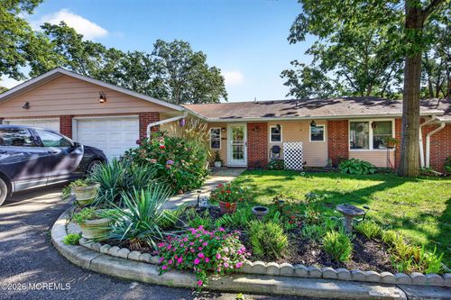 c-627 Huntington Dr, Lakewood, NJ, 08701 | Card Image