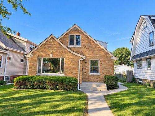 3854 E Carpenter Avenue, Cudahy, WI, 53110 | Card Image