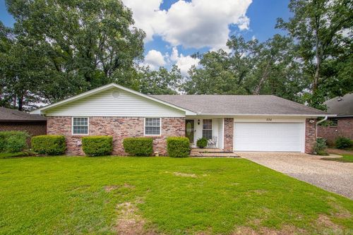 334 Alanbrook Ave, Sherwood, AR, 72120-4833 | Card Image