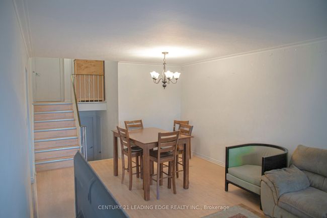 7 Futura Dr, House attached with 6 bedrooms, 2 bathrooms and 4 parking in North York ON | Image 9