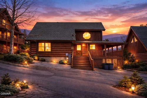 2006 Cougar Crossing Way, Sevierville, TN, 37876 | Card Image