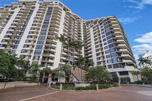 apt-a1015-520 Brickell Key Dr, Miami, FL, 33131-2419 | Card Image