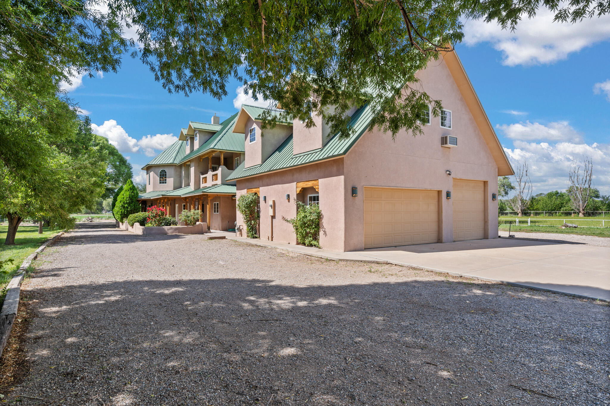 LA Escondida Rd, Peralta, NM 87042