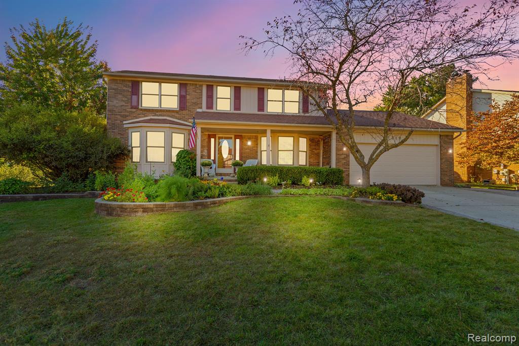 Tiverton Trail Dr, Rochester Hills, MI 48306