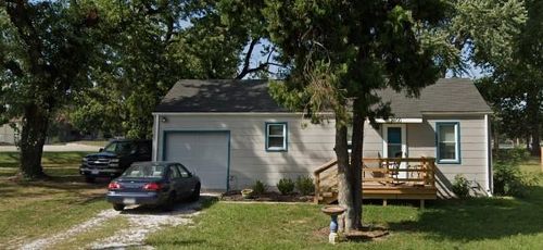 7800 E 86th St, Raytown, MO, 64138-3027 | Card Image