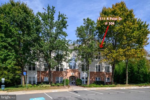 304-1511 N N Point Drive, RESTON, VA, 20194 | Card Image