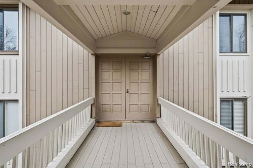 apt-303c-855 Cliffs Dr, Ypsilanti, MI, 48198-7314 | Card Image