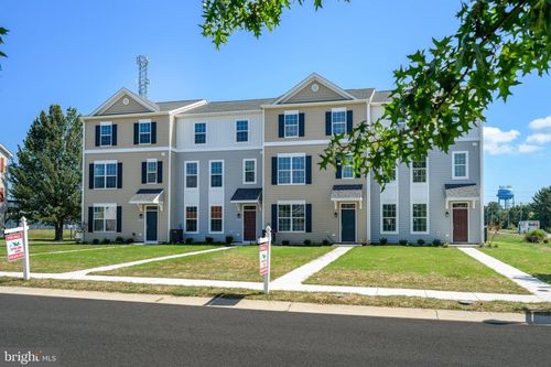 247 Briarwood Cir, Denton, MD, 21629-3063 | Card Image