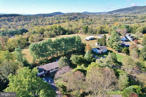 2784 Ridge Hollow Rd, EDINBURG, VA, 22824-2107 | Card Image