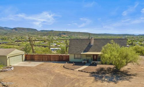 19245 E Indian Hills Dr, Black Canyon City, AZ, 85324-8714 | Card Image