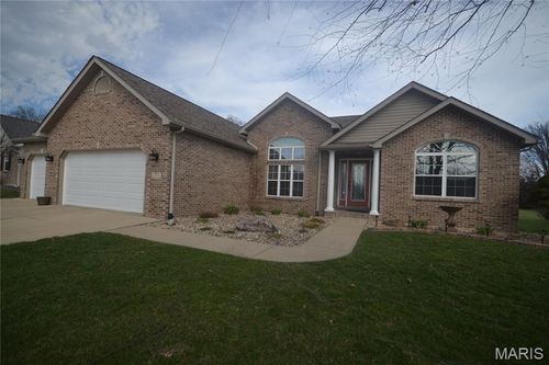 753 Fieldview Dr, Smithton, IL, 62285-1562 | Card Image