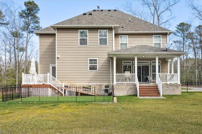 11264 Rivers Edge Terrace, House other with 4 bedrooms, 2 bathrooms and null parking in Gloucester VA | Image 2