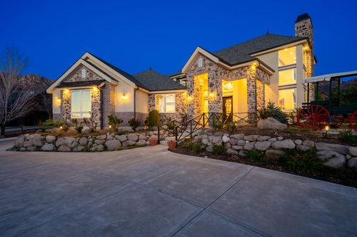 75 S 1200 E, Pine Valley, UT, 84781-2073 | Card Image