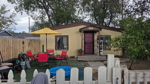 824 Rock Blvd, Sparks, NV, 89431-4360 | Card Image