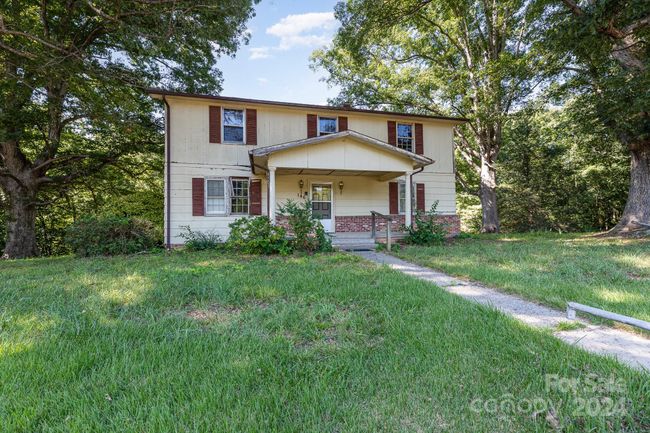146 Osborne St, House other with 3 bedrooms, 1 bathrooms and null parking in Jonesville NC | Image 4