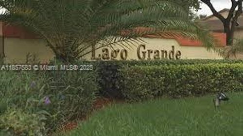 apt-19-2675 W 66th St, Hialeah, FL, 33016-2849 | Card Image