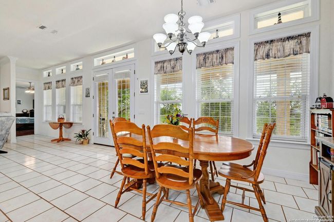 286 Thoroughbred Ln, House other with 3 bedrooms, 2 bathrooms and null parking in Spring Branch TX | Image 11