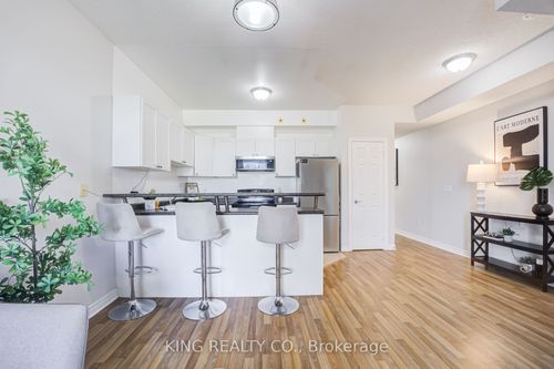 27-36 Gibson Ave, York, ON, M9N0A5 | Card Image