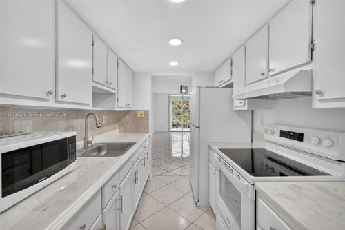 apt-335-3141 Nw 47th Ter, Lauderdale Lakes, FL, 33319-6641 | Card Image