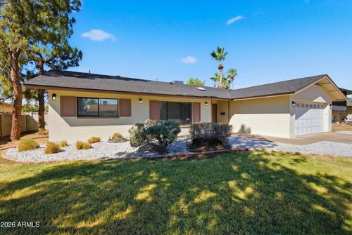 4117 W San Miguel Ave, Phoenix, AZ, 85019-1844 | Card Image