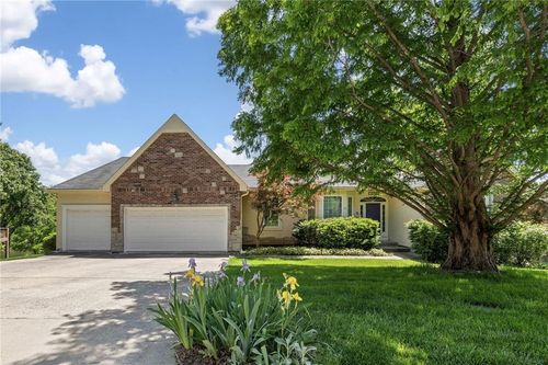 11709 E 71st Ct, Raytown, MO, 64133-7503 | Card Image