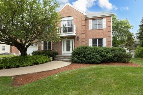 12 Sandy Pond Ln, North Easton, MA, 02356-2565 | Card Image