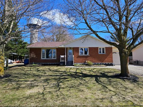 29 John St W, Clifford, ON, N0G1M0 | Card Image