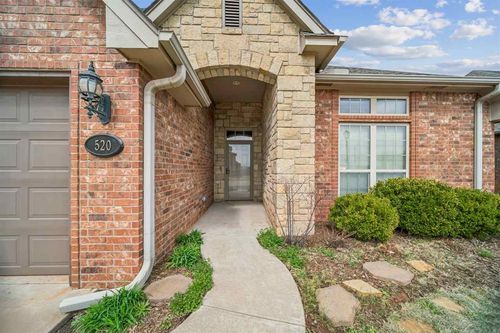 520 E Topaz Avenue, Stilwater, OK, 74075 | Card Image