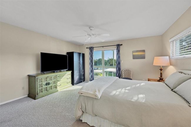 201 - 2100 Benjamin Franklin Dr, Condo with 2 bedrooms, 2 bathrooms and null parking in SARASOTA FL | Image 17