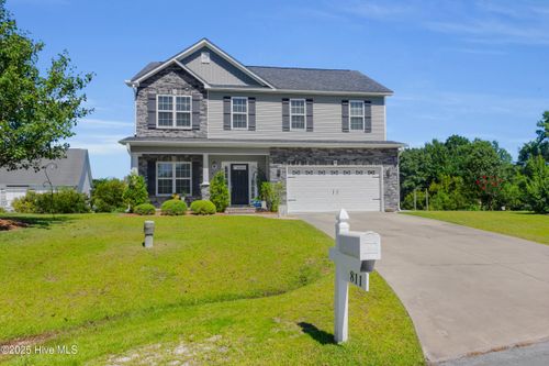 811 Sea Chaser Ct, Beaufort, NC, 28516-9436 | Card Image