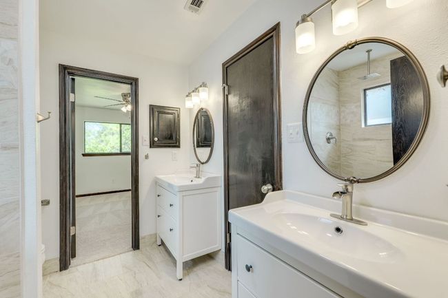 30809 Berry Creek Dr, House other with 4 bedrooms, 3 bathrooms and 6 parking in Georgetown TX | Image 34