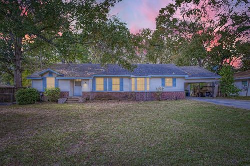 512 Park Ln, Cleveland, TX, 77327-5129 | Card Image