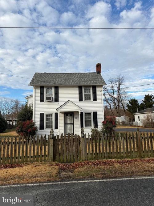 7203 Benedict Ave, Benedict, MD, 20612 | Card Image