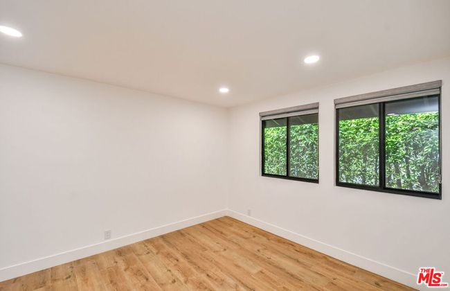 270 Grace Dr, Condo with 2 bedrooms, 1 bathrooms and null parking in South Pasadena CA | Image 5