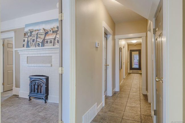 301 Franklyn St, Home with 0 bedrooms, 0 bathrooms and null parking in Nanaimo BC | Image 9