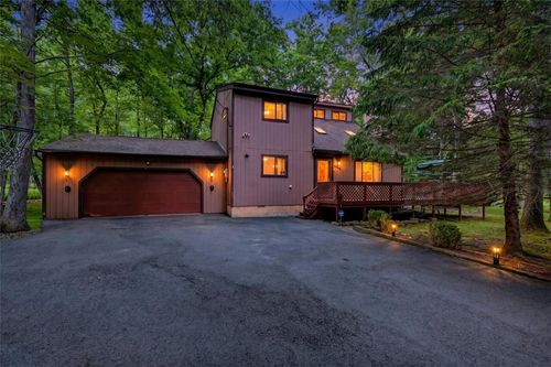 35 Teddyuscung Trl, Albrightsville, PA, 18210 | Card Image