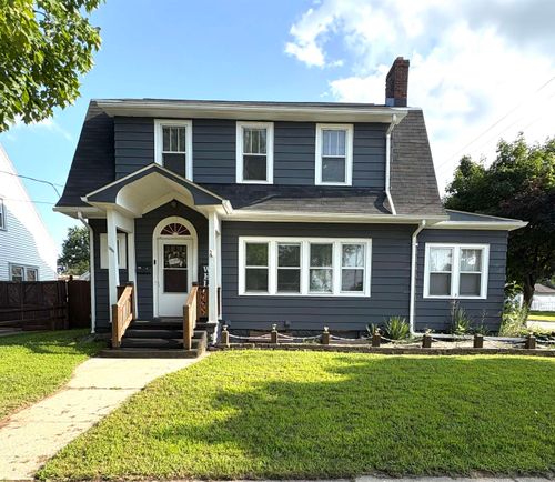 1356 W Grand Ave, Beloit, WI, 53511-5932 | Card Image