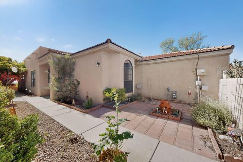 331 Serenity Ct, Albuquerque, NM, 87123-3949 | Card Image