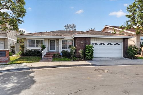 2072 Cherokee, Tustin, CA, 92782 | Card Image