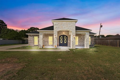 11101 Leeper Dr, Balch Springs, TX, 75180 | Card Image