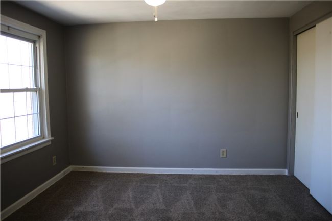 217 S Shady Ave, Condo with 3 bedrooms, 1 bathrooms and 1 parking in Houston PA | Image 14