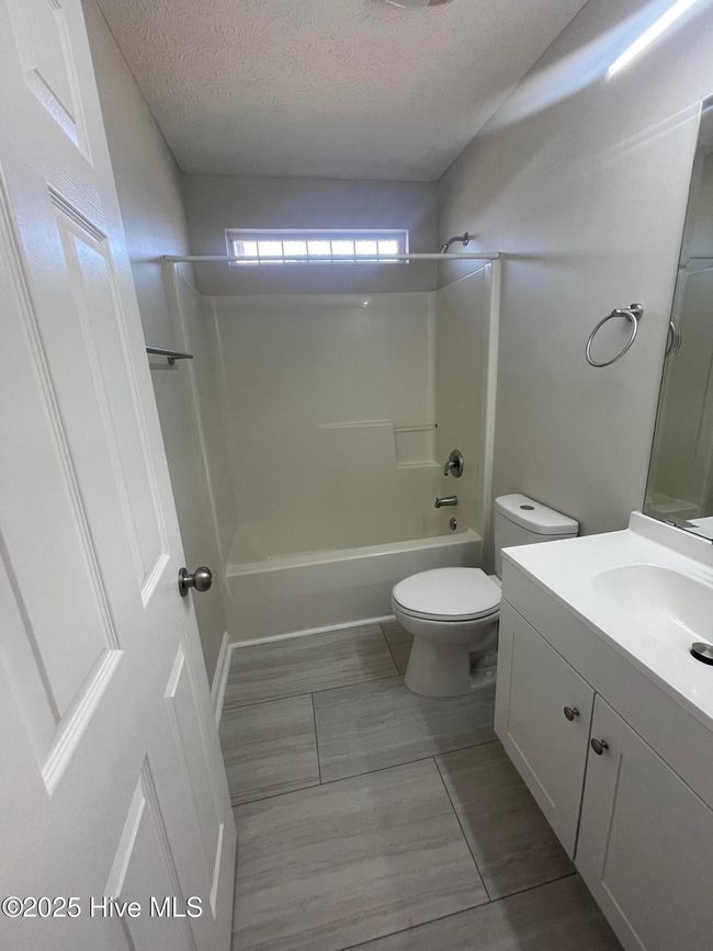2200 E Boiling Spring Rd, House other with 3 bedrooms, 2 bathrooms and null parking in Southport NC | Image 17