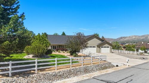 812 Jenna Ct, Carson City, NV, 89701-8073 | Card Image