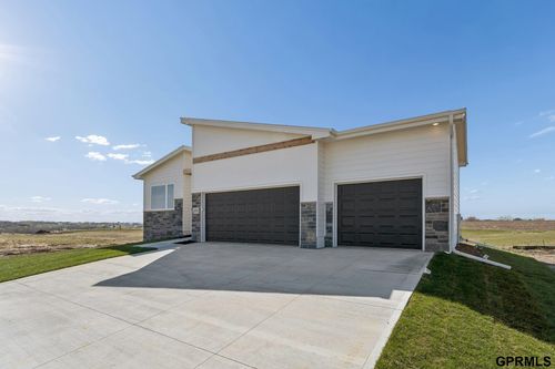 10906 S 222nd St, Gretna, NE, 68028-6031 | Card Image