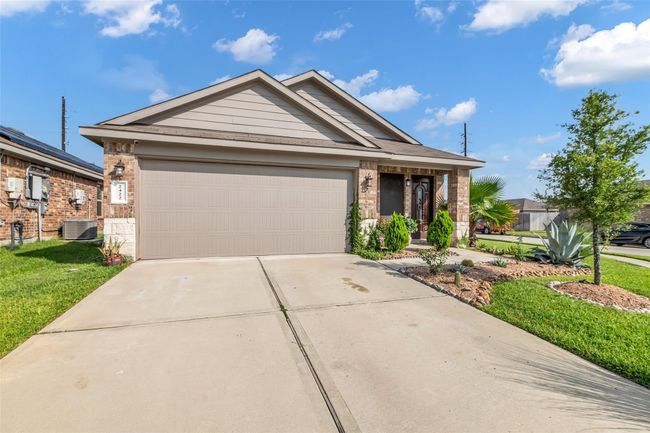 2422 Sheephorn Summit Trl, House other with 3 bedrooms, 2 bathrooms and 2 parking in Spring TX | Image 23