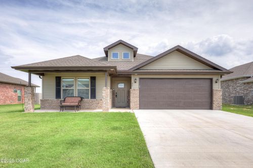 407 Sophia Jane Ln, Duenweg, MO, 64841-6003 | Card Image