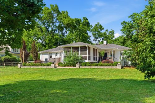 2709 Tyne Blvd, Nashville, TN, 37215-4531 | Card Image
