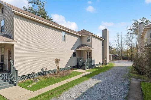 823 Coffee St, Mandeville, LA, 70448-5122 | Card Image